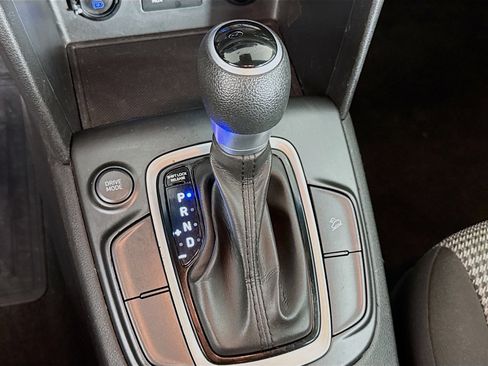 Used 2021 Hyundai Kona SE image 19