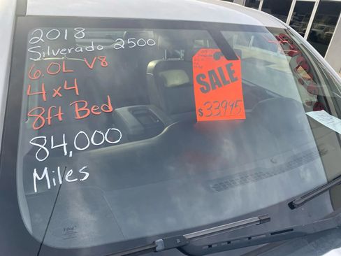 Used 2018 Chevrolet Silverado 2500 W/T image 3