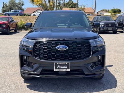 Certified 2025 Ford Explorer ST-Line w/ ST-Line Street Pack AWD/4WD image 6