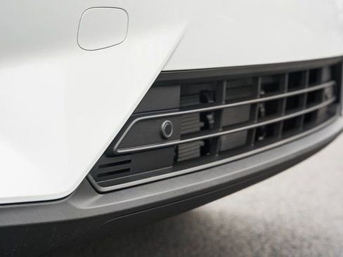 New 2026 Volvo XC40 B5 Ultra w/ Protection Package Premier image 16