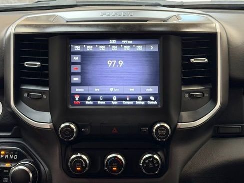 Used 2021 RAM 1500 Big Horn AWD/4WD image 13