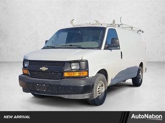 Used 2017 Chevrolet Express 2500 video 1
