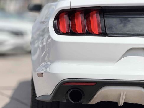 Used 2015 Ford Mustang Premium image 8