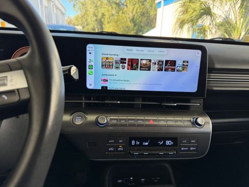 Used 2025 Hyundai Kona SEL image 17