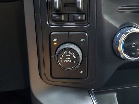 Used 2025 Ford F150 XLT w/ Equipment Group 302A MID AWD/4WD image 31