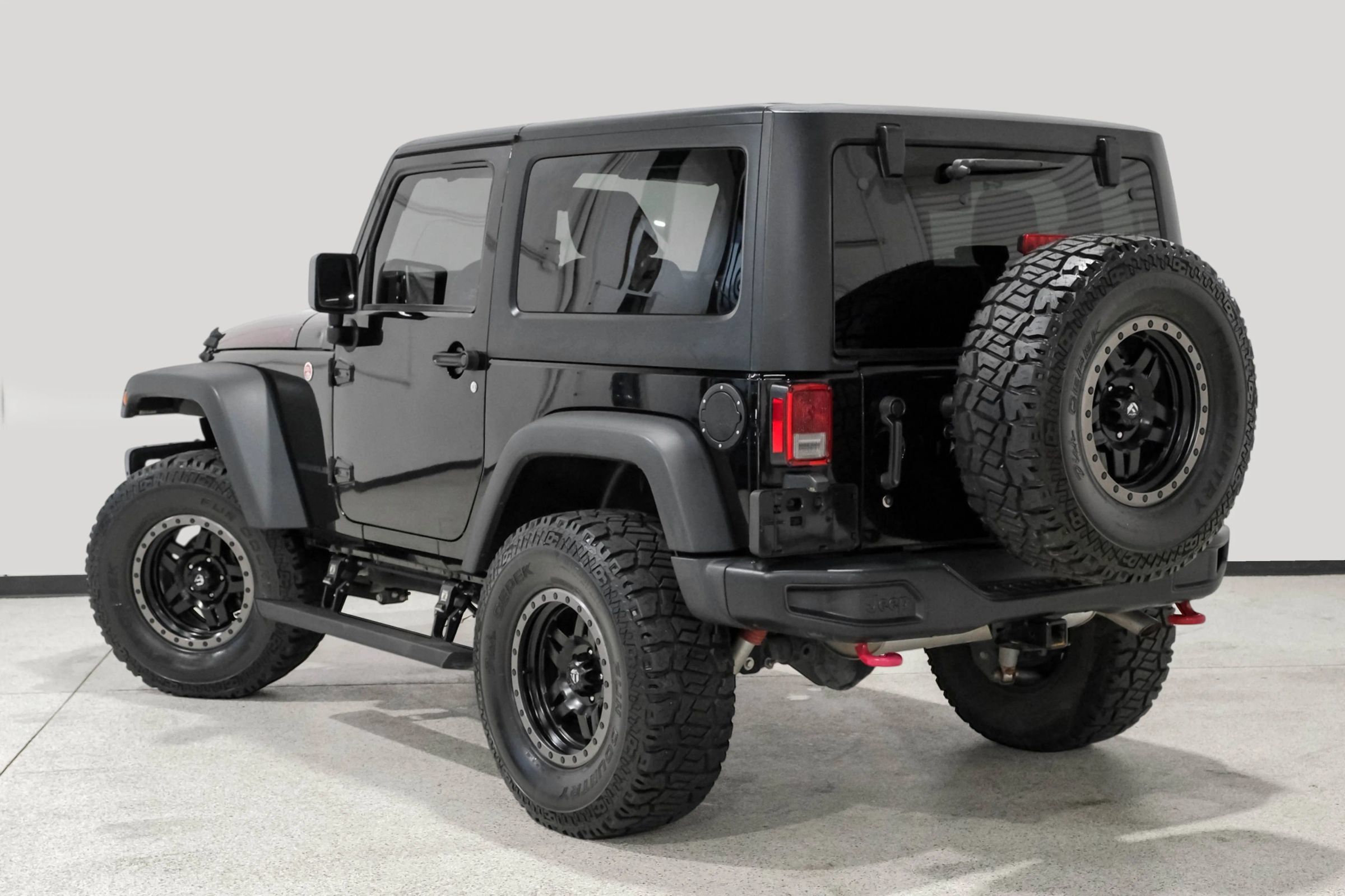Used 2016 Jeep Wrangler Rubicon AWD/4WD image 10