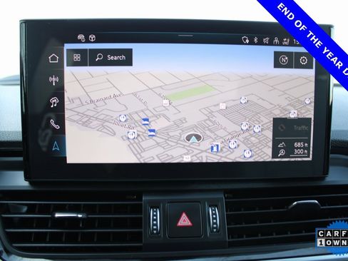 Used 2024 Audi Q5 2.0T Prestige w/ Prestige Package image 19