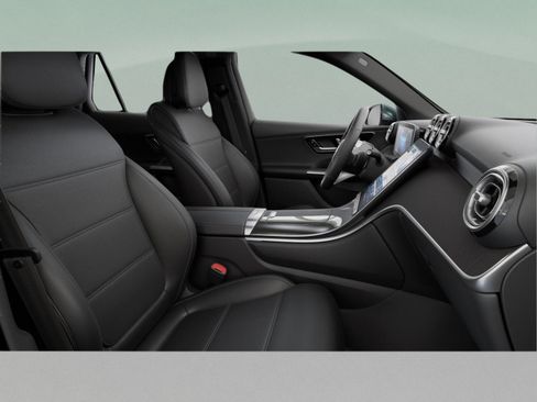 Certified 2026 Mercedes-Benz GLC 300 4MATIC image 40