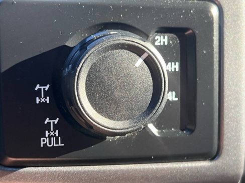 Used 2015 Ford F150 XLT w/ Equipment Group 302A Luxury AWD/4WD image 28