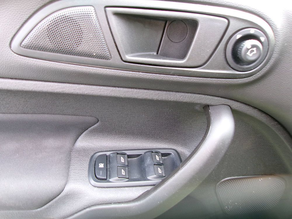 Used 2019 Ford Fiesta SE FWD image 15