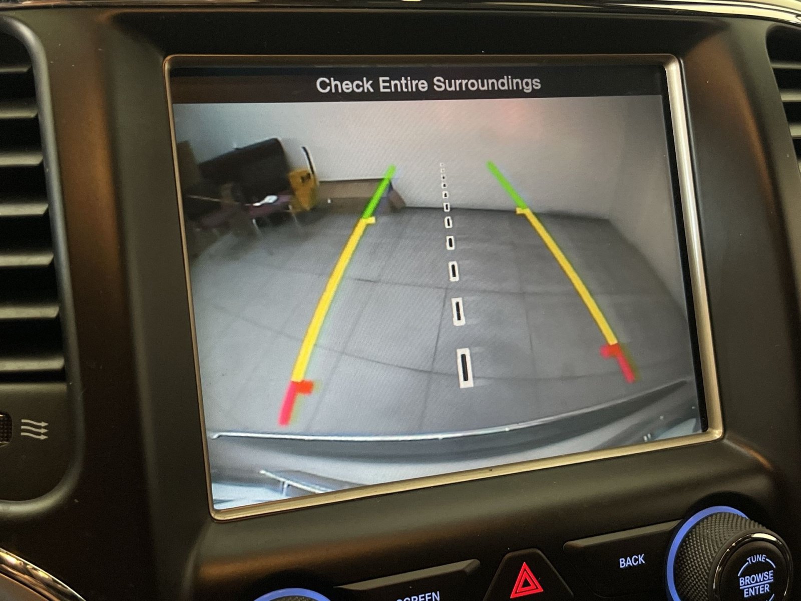 Used 2014 Jeep Grand Cherokee Limited w/ Trailer Tow Group IV AWD/4WD image 18