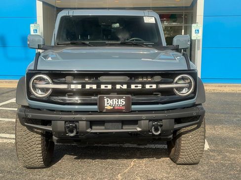 Used 2024 Ford Bronco Outer Banks AWD/4WD image 2