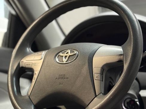 Used 2011 Toyota Camry LE w/ LE Extra-Value Pkg image 18