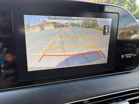 Used 2020 Hyundai Palisade SE FWD image 14