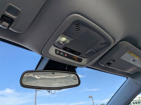 Used 2024 Chevrolet Malibu LT image 18