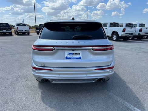 Used 2020 Lincoln Corsair Reserve w/ Appearance Package FWD image 4