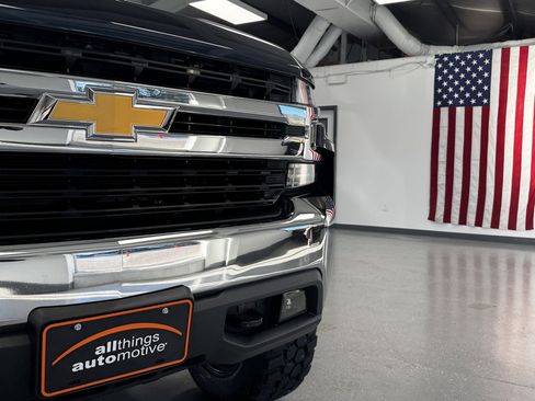 Used 2021 Chevrolet Silverado 1500 LT w/ All Star Edition Plus AWD/4WD image 10