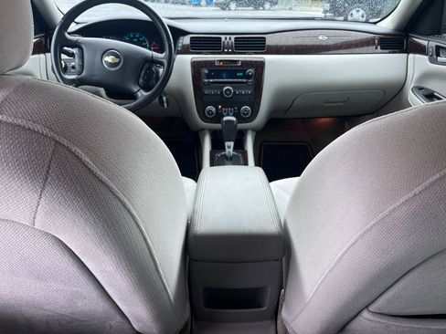 Used 2012 Chevrolet Impala LT w/ LT Sunroof Package image 11