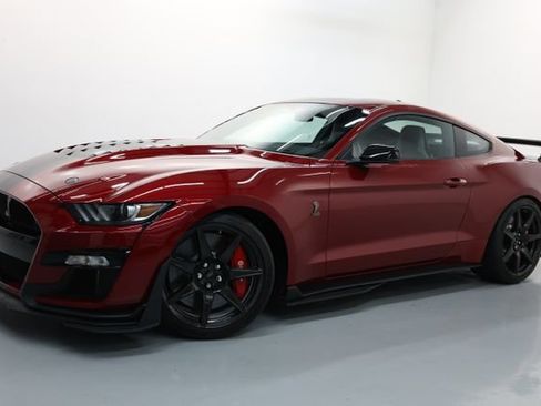 Used 2020 Ford Mustang Shelby GT500 w/ Carbon Fiber Track Pack RWD image 56
