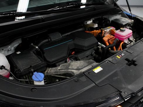 Used 2025 Kia Carnival SX FWD image 17
