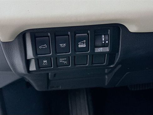 Used 2020 Subaru Ascent Limited w/ Technology Package image 15