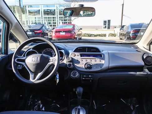 Used 2013 Honda Fit image 17
