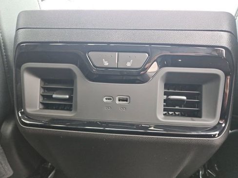 New 2026 GMC Sierra 3500 AT4 AWD/4WD image 22