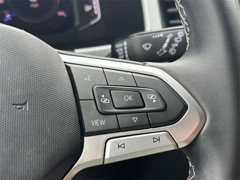 Certified 2022 Volkswagen Atlas Cross Sport SE image 25