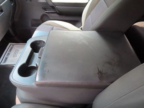 Used 2009 Nissan Titan SE w/ SE Drivers Convenience Pkg image 26