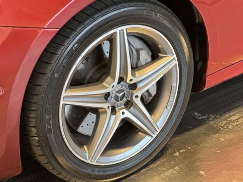 Used 2019 Mercedes-Benz E 450 4MATIC Sedan w/ Driver Assistance Package image 9