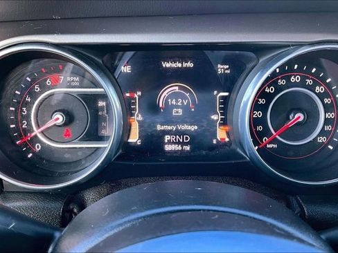 Used 2018 Jeep Wrangler Unlimited Rubicon image 15