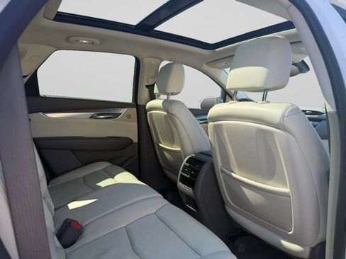 Used 2018 Cadillac XT5 Luxury AWD/4WD image 30