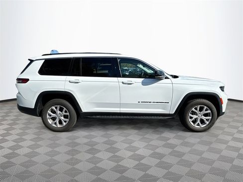 Used 2022 Jeep Grand Cherokee L Limited image 5