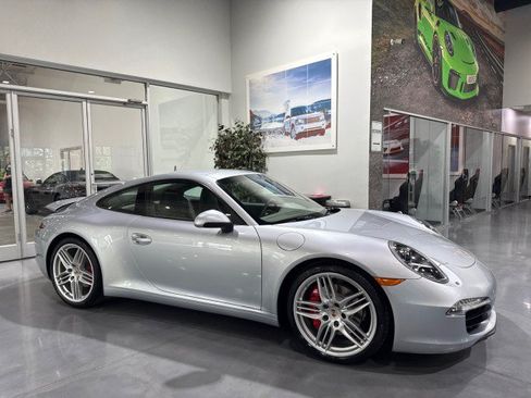 Used 2014 Porsche 911 Carrera S RWD image 32