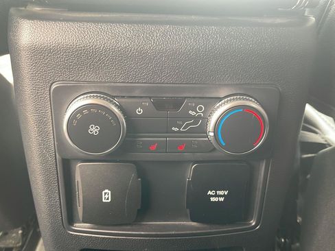 Used 2021 Ford Explorer Limited w/ Hybrid Equipment Group 310A AWD/4WD image 22