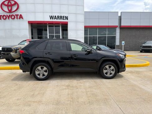 Used 2023 Toyota RAV4 XLE w/ Convenience Package AWD/4WD image 10