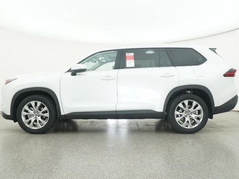 New 2026 Toyota Grand Highlander Limited image 57