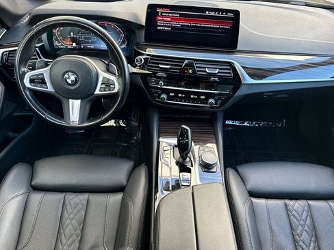 Used 2023 BMW 530i w/ M Sport Package RWD image 14