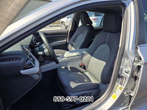 Used 2024 Toyota Camry LE FWD image 9