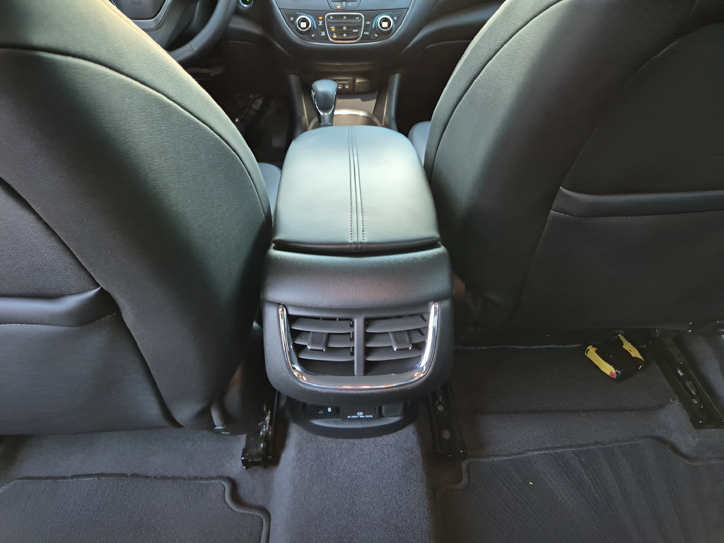 Used 2023 Chevrolet Malibu LT w/ Midnight Edition FWD image 30