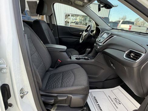 Used 2021 Chevrolet Equinox LT image 20