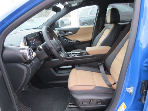 New 2026 Chevrolet Equinox ACTIV w/ Convenience Package III FWD image 12