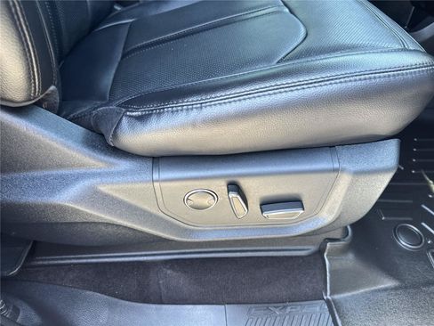 Used 2020 Ford Expedition Limited w/ Texas Edition Package RWD image 40