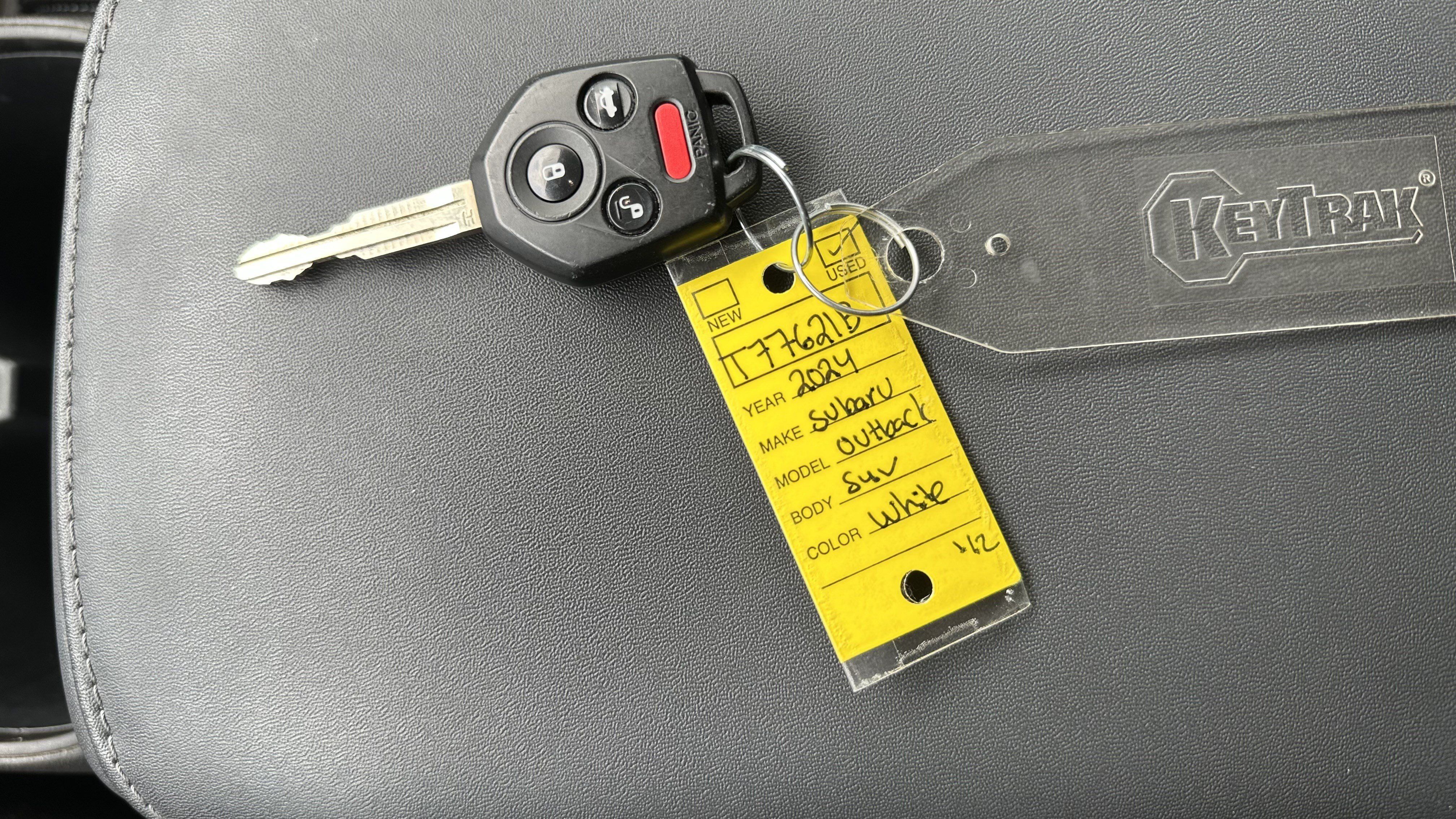 Used 2024 Subaru Outback Premium w/ Popular Package #1A AWD/4WD image 32