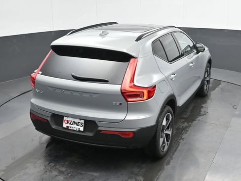 New 2026 Volvo XC40 B5 Plus w/ Protection Package Premier image 30