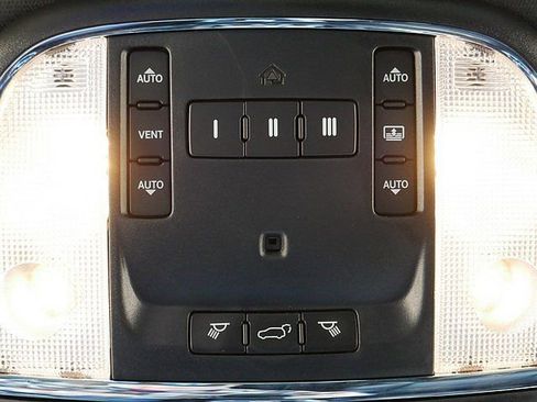 Used 2018 Jeep Grand Cherokee Trailhawk w/ Trailhawk Luxury Group AWD/4WD image 50