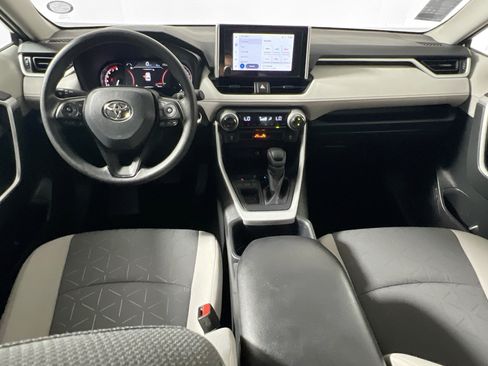 Used 2025 Toyota RAV4 XLE w/ Convenience Package FWD image 29