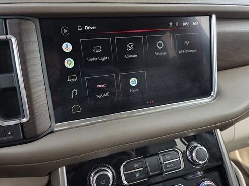 Used 2022 GMC Yukon Denali RWD image 11