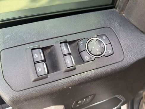 Used 2019 Ford F150 Lariat image 20