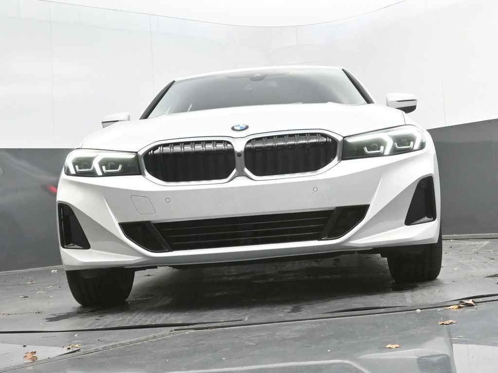 Used 2026 BMW 330i Sedan w/ Premium Package RWD image 40